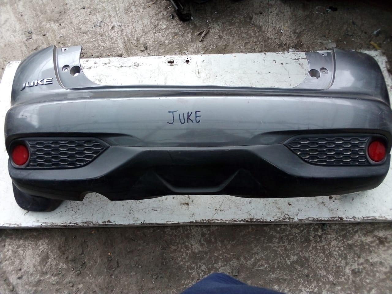 PARACHOQUES POSTERIOR NISSAN JUKE 2013 AL 2017